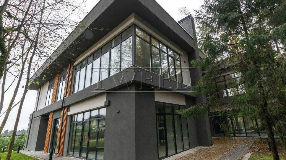 2-этажный коттедж 720 м² с отделкой