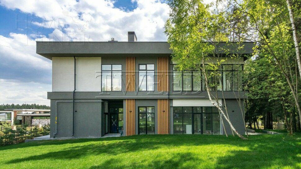 2-этажный коттедж 720 м² с отделкой