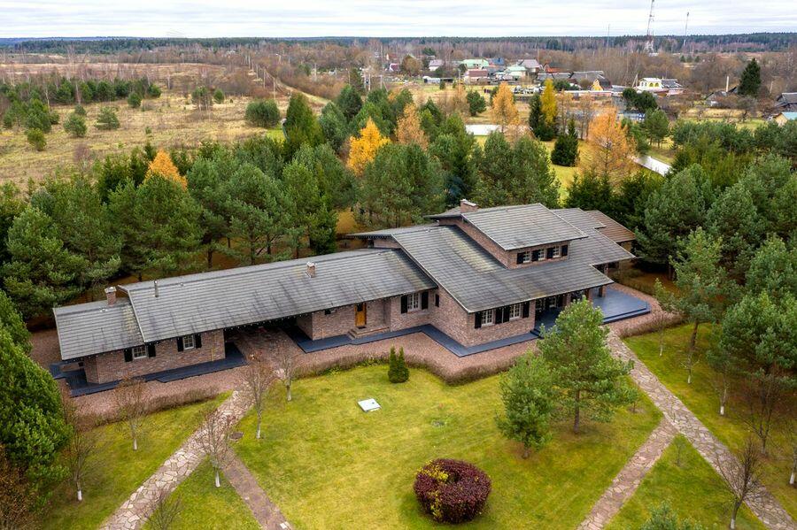 1-этажный коттедж 300 м² с отделкой