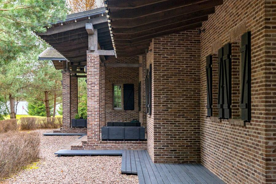 1-этажный коттедж 300 м² с отделкой