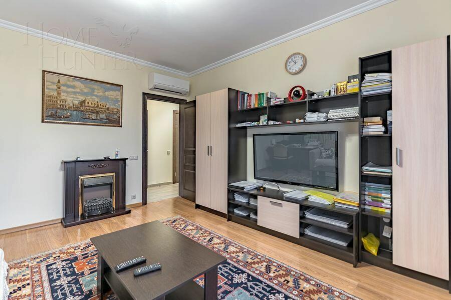 2-этажный коттедж 2 800 м² без отделки