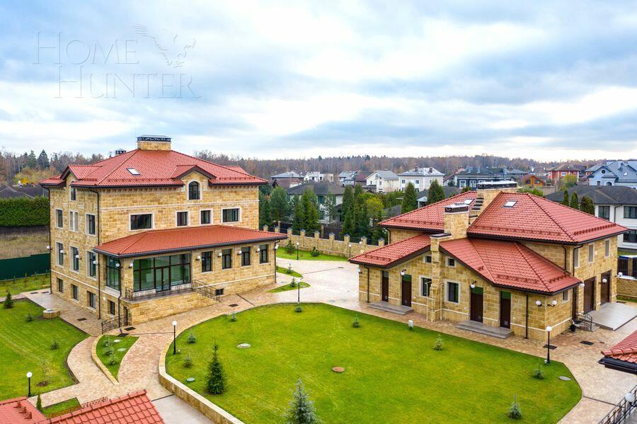 2-этажный коттедж 2 800 м² без отделки