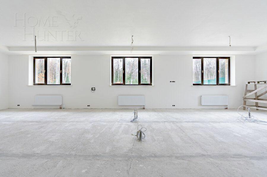 2-этажный коттедж 2 800 м² без отделки