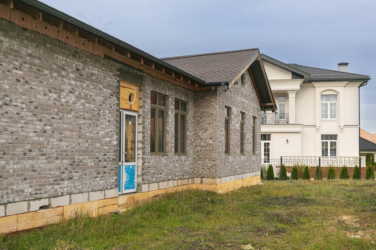 2-этажный коттедж 690 м² без отделки