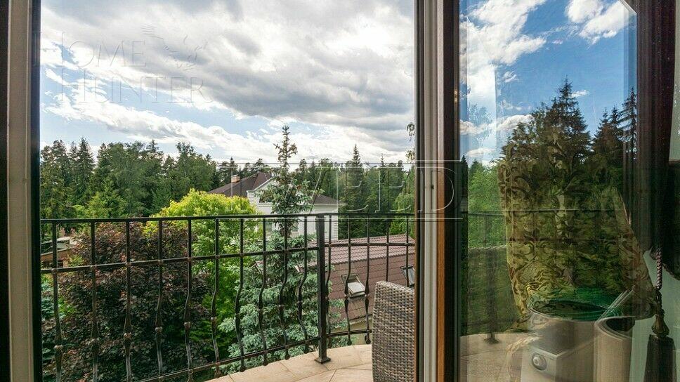 3-этажный коттедж 580 м² с отделкой