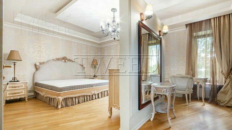 3-этажный коттедж 580 м² с отделкой