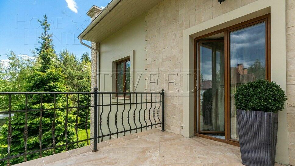 3-этажный коттедж 580 м² с отделкой