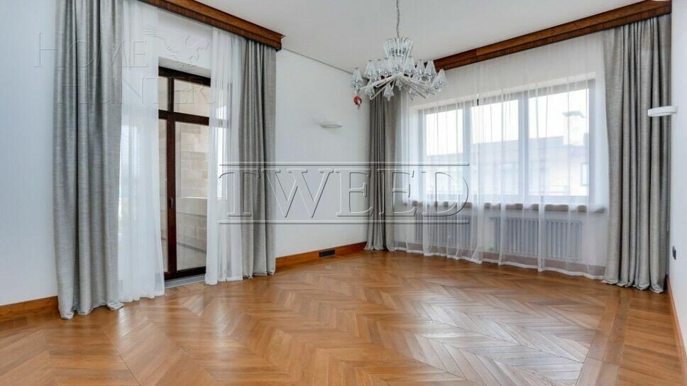 2-этажный коттедж 989.7 м² с отделкой