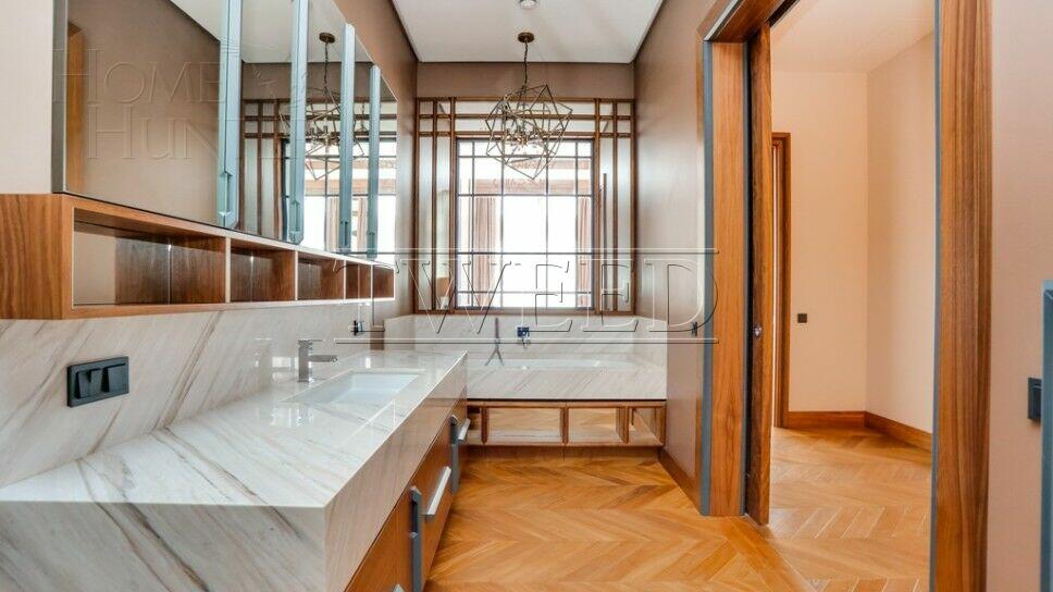 2-этажный коттедж 989.7 м² с отделкой