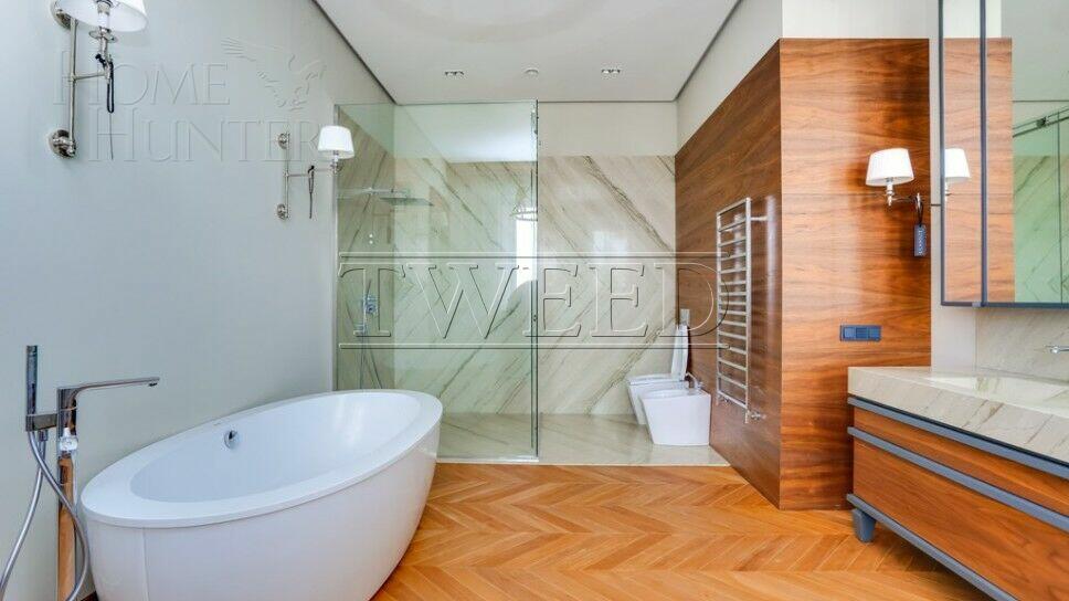 2-этажный коттедж 989.7 м² с отделкой