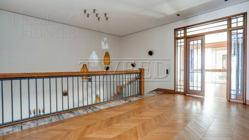 2-этажный коттедж 989.7 м² с отделкой