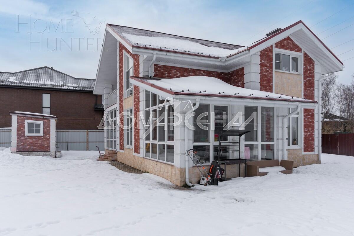 2-этажный коттедж 200 м² с отделкой