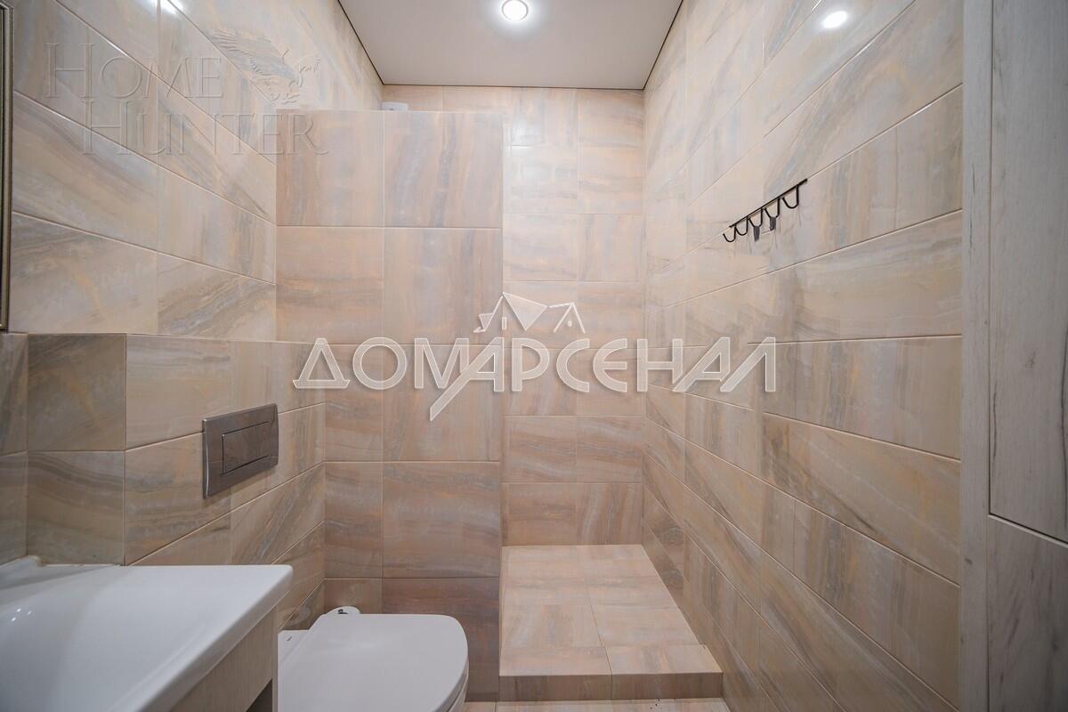 2-этажный коттедж 200 м² с отделкой