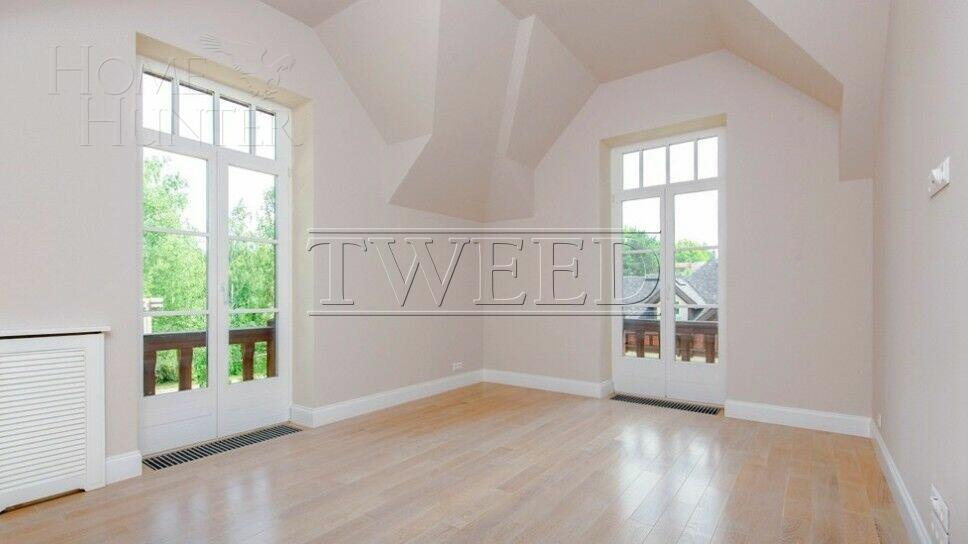 2-этажный коттедж 1 200 м² с отделкой