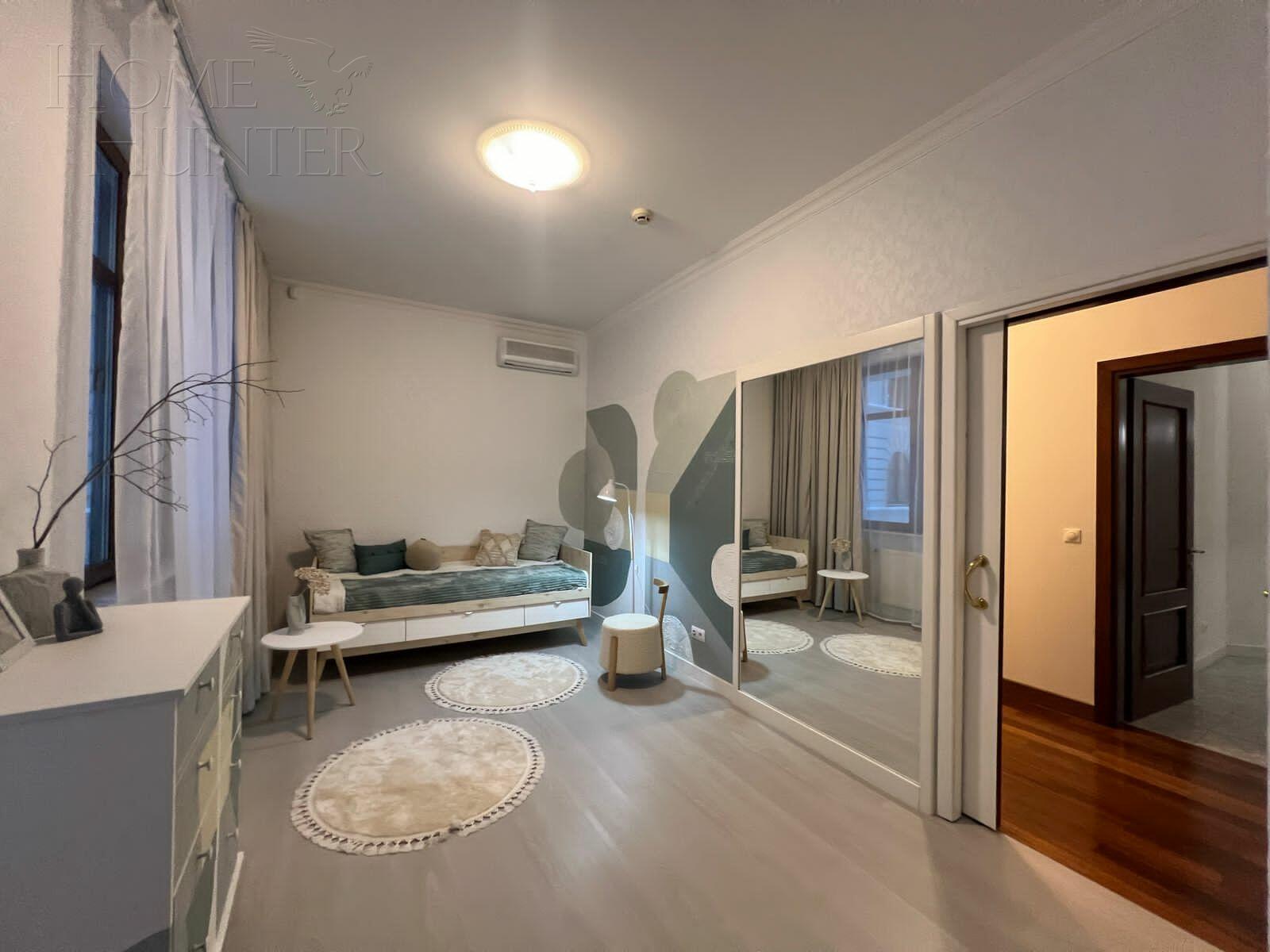 5-КОМН. КВАРТИРА С ОТДЕЛКОЙ 234 М² НА 3 ЭТАЖЕ