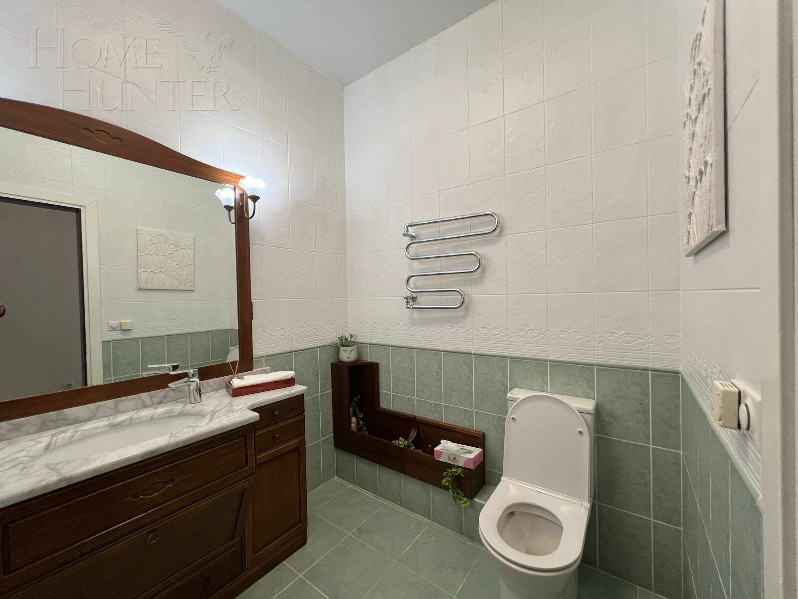 5-КОМН. КВАРТИРА С ОТДЕЛКОЙ 234 М² НА 3 ЭТАЖЕ