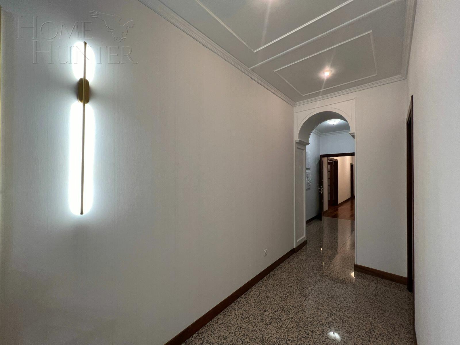 5-КОМН. КВАРТИРА С ОТДЕЛКОЙ 234 М² НА 3 ЭТАЖЕ