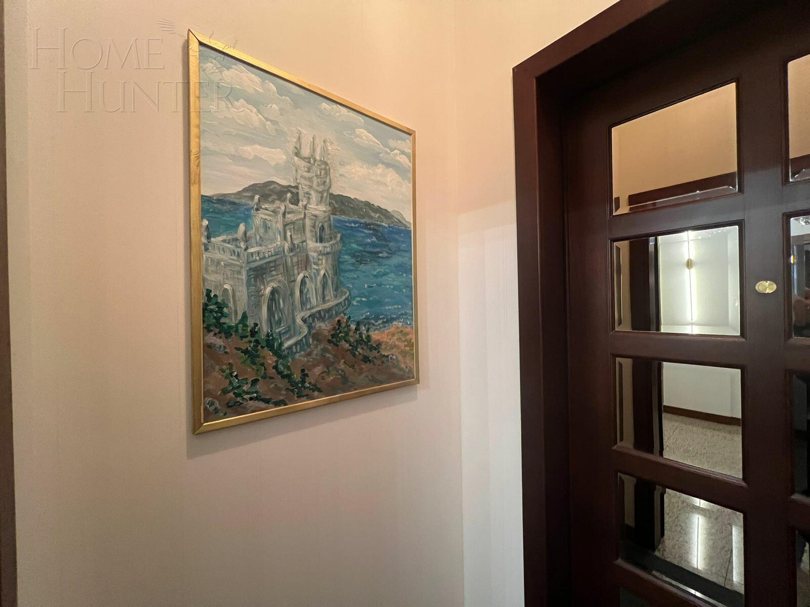 5-КОМН. КВАРТИРА С ОТДЕЛКОЙ 234 М² НА 3 ЭТАЖЕ