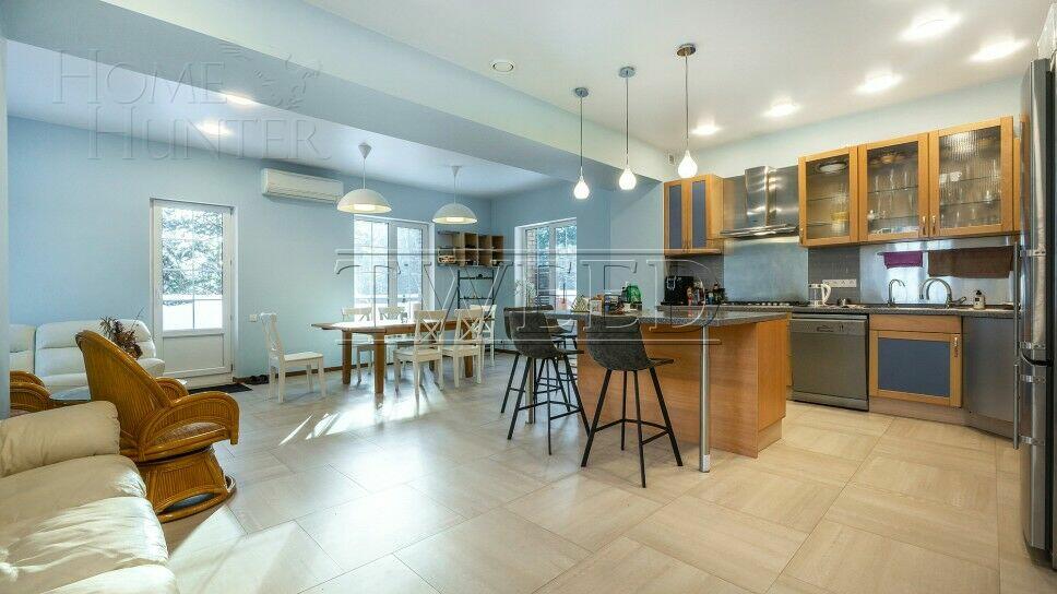 2-этажный коттедж 590 м² с отделкой