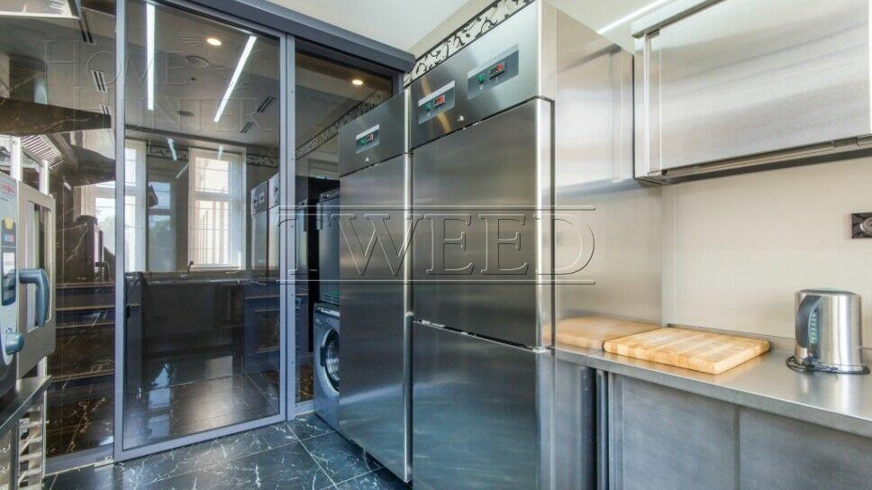 5-КОМН. КВАРТИРА С ОТДЕЛКОЙ 246 М² НА 3 ЭТАЖЕ