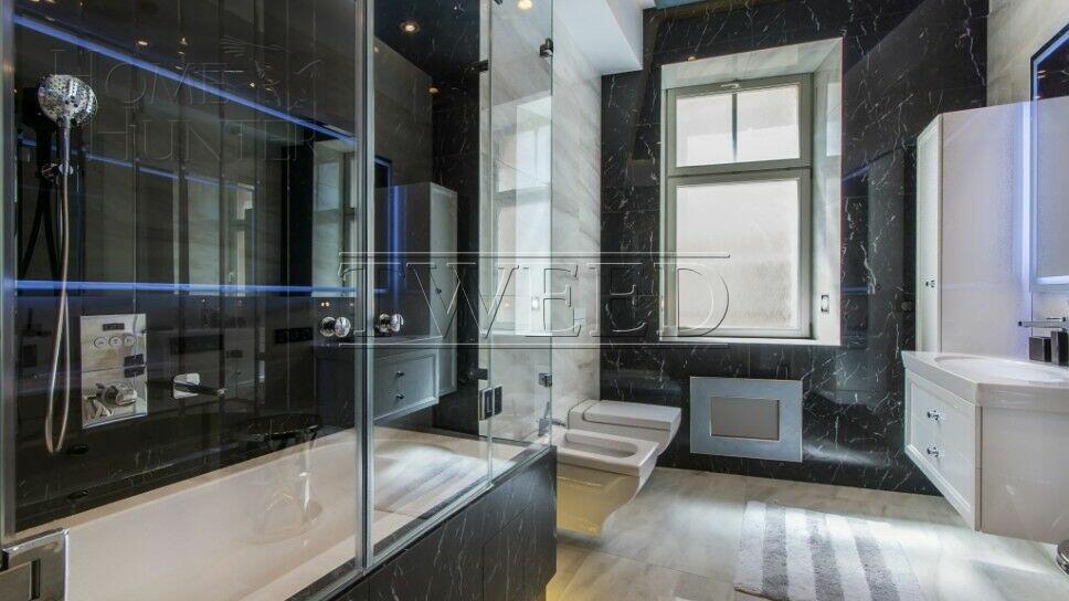 5-КОМН. КВАРТИРА С ОТДЕЛКОЙ 246 М² НА 3 ЭТАЖЕ