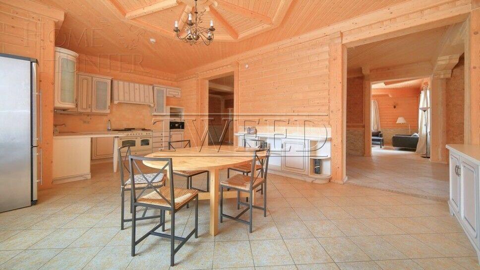 2-этажный коттедж 1 100 м² с отделкой