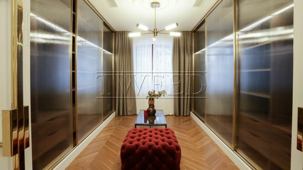 2-этажный коттедж 702 м² с отделкой