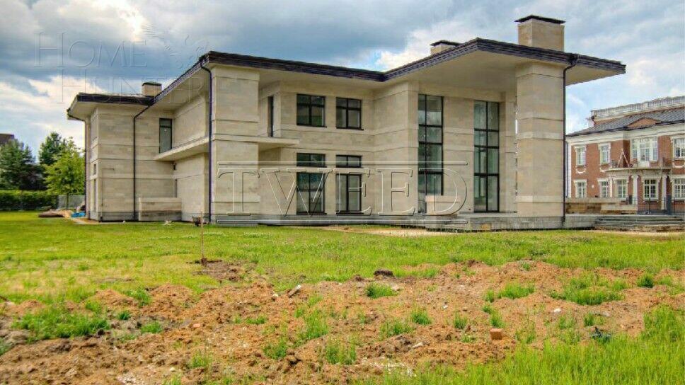 2-этажный коттедж 949 м² без отделки