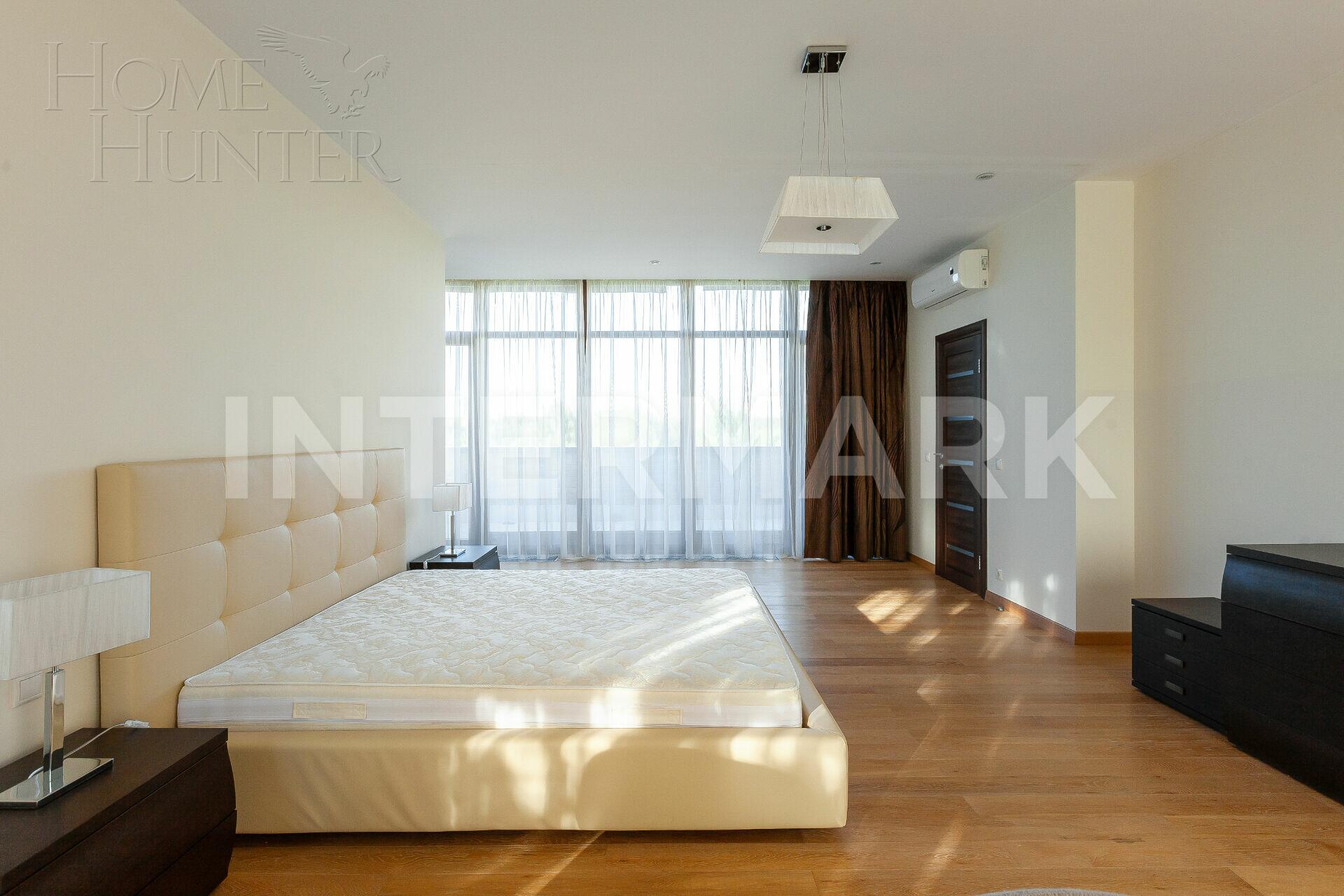 2-этажный таунхаус 380 м² с отделкой