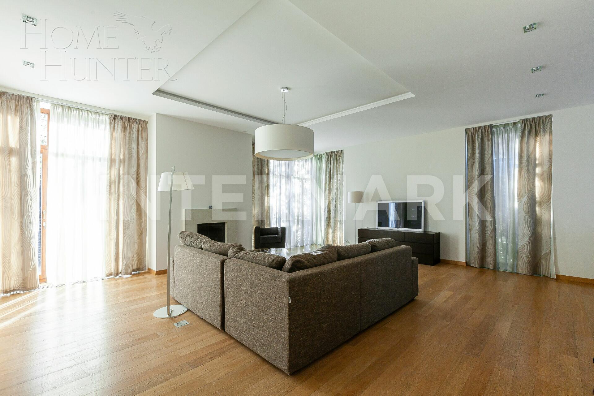 2-этажный таунхаус 380 м² с отделкой