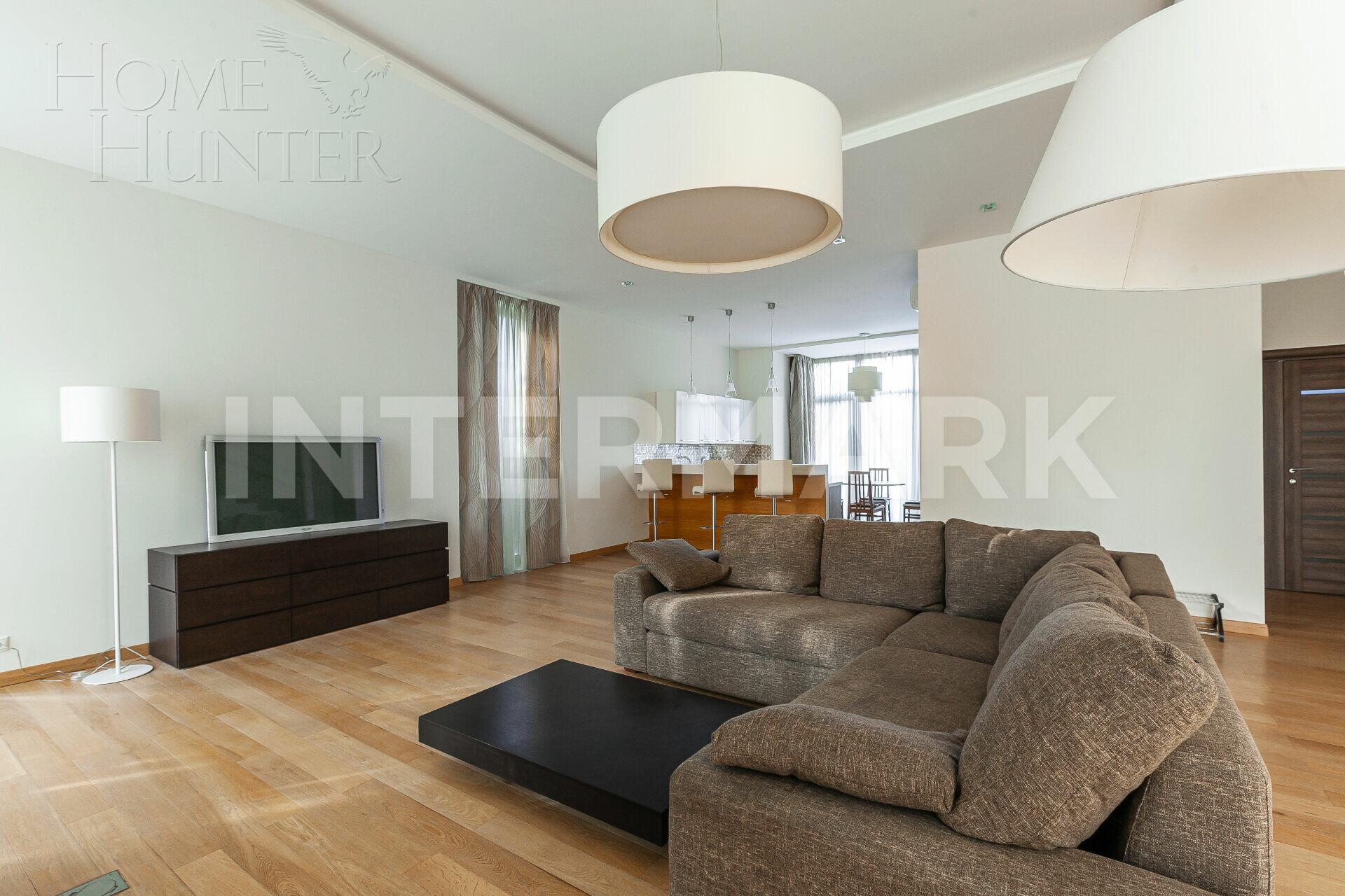 2-этажный таунхаус 380 м² с отделкой