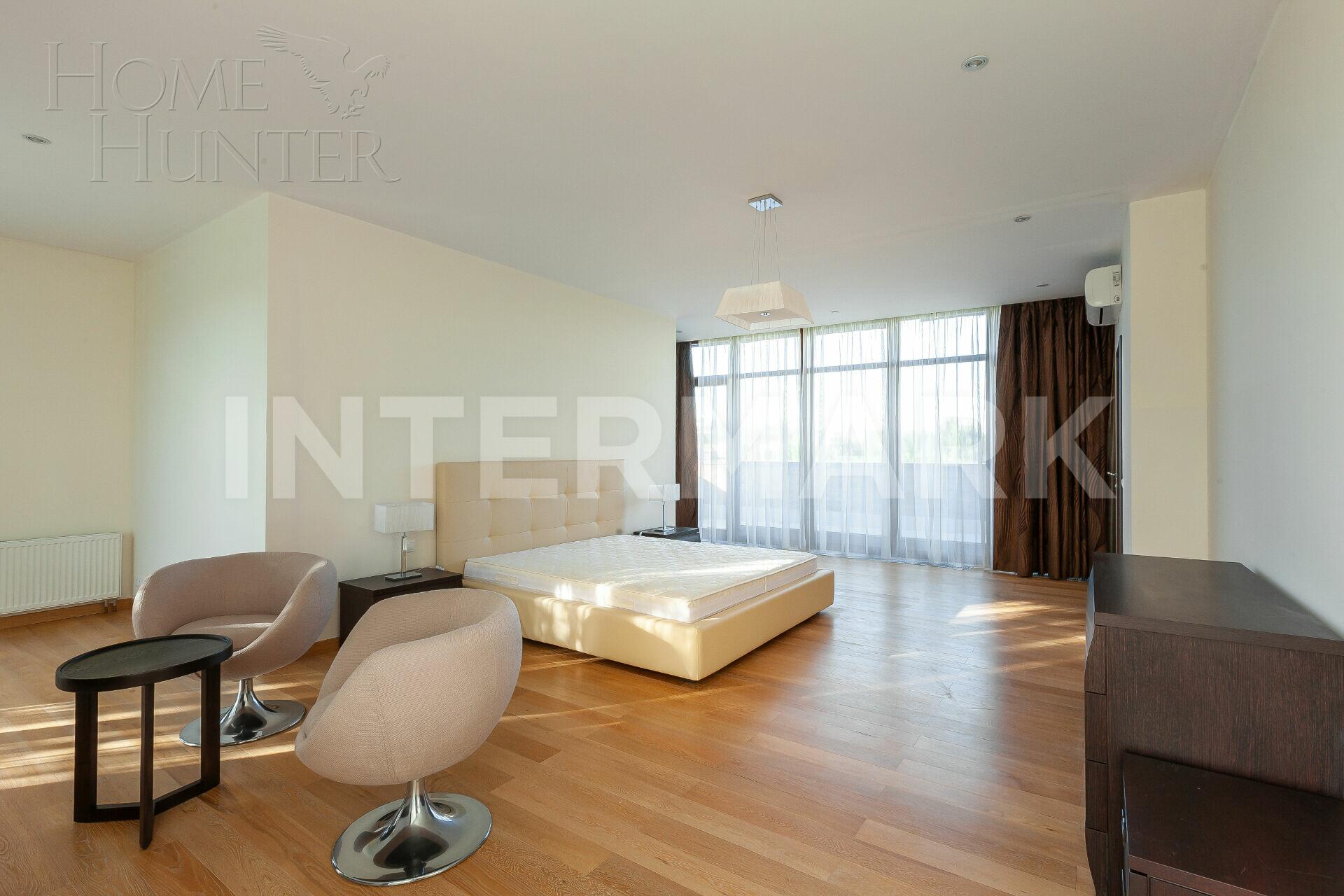 2-этажный таунхаус 380 м² с отделкой