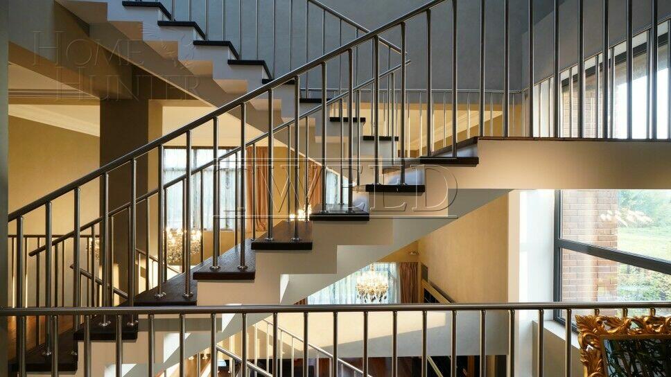 КОТТЕДЖ 900 м² с отделкой