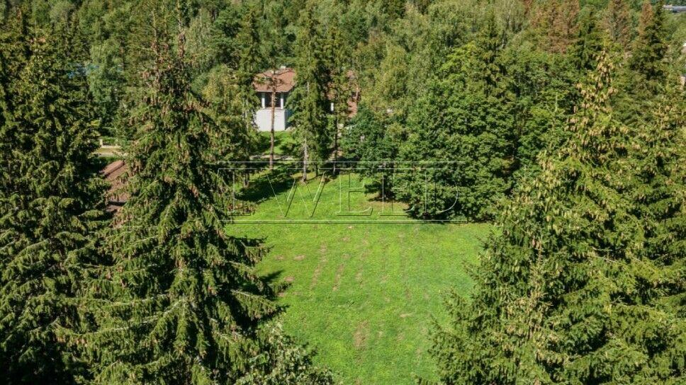 2-этажный коттедж 1 638 м² без отделки