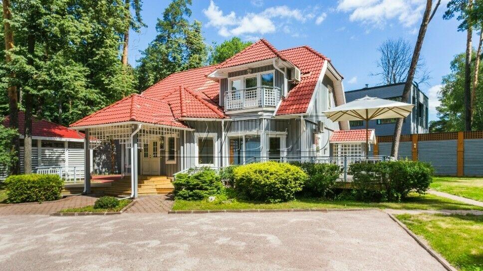 2-этажный коттедж 207.8 м² с отделкой