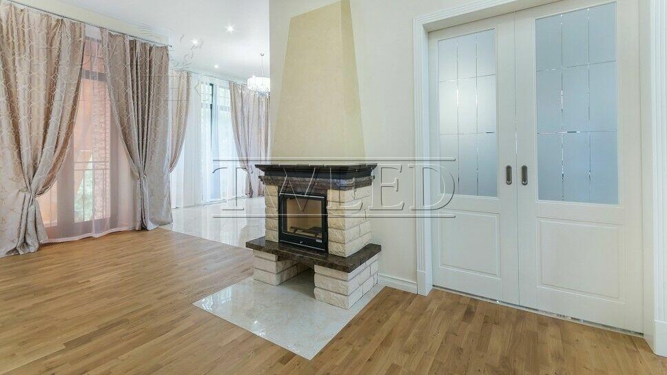 2-этажный коттедж 400 м² с отделкой