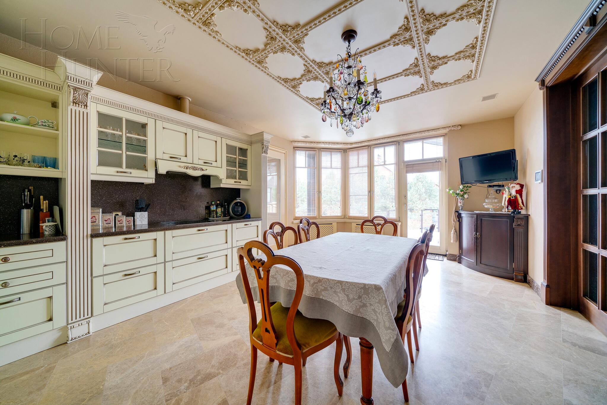 2-этажный коттедж 624 м² с отделкой