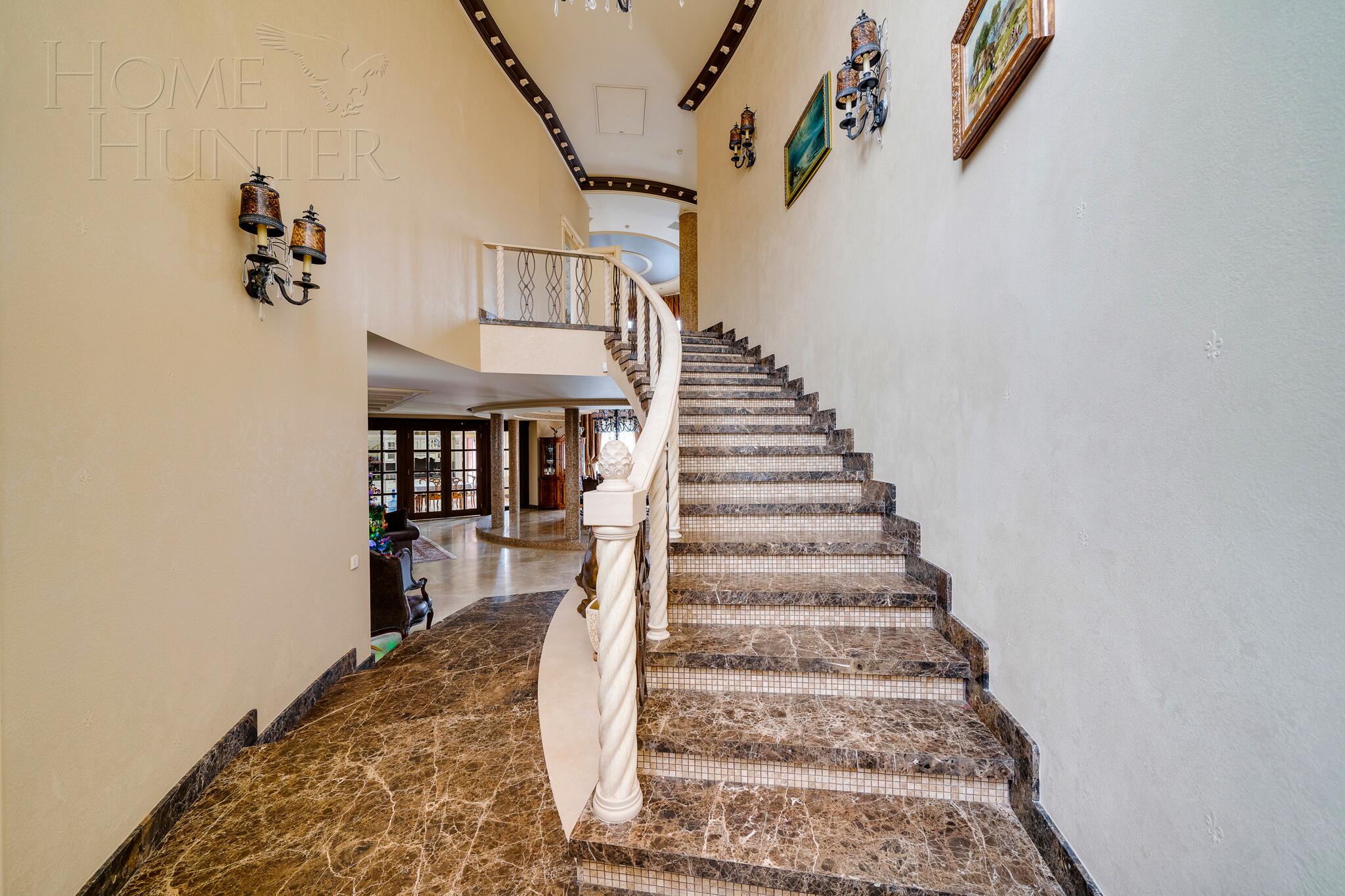 2-этажный коттедж 624 м² с отделкой