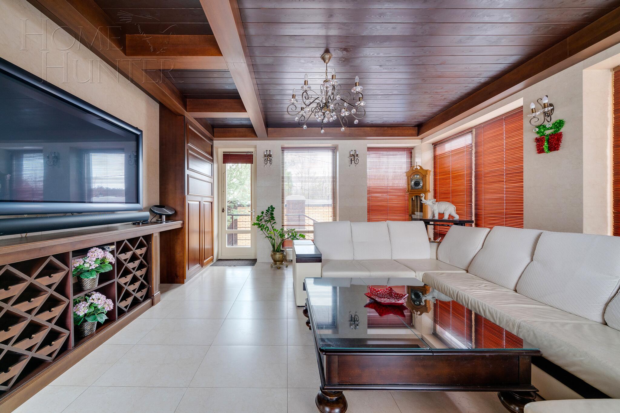 2-этажный коттедж 624 м² с отделкой