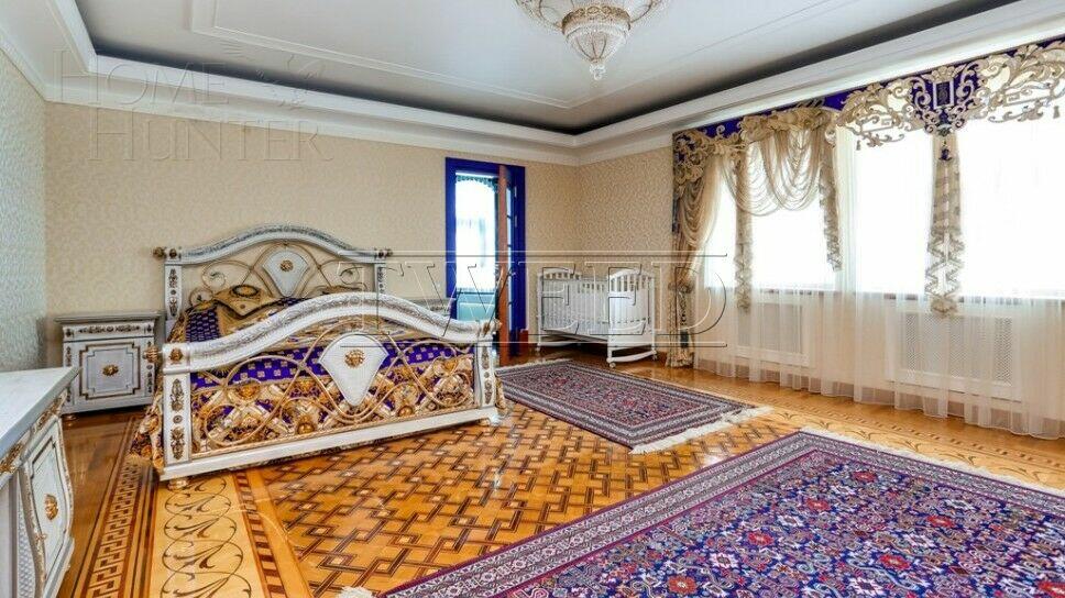 2-этажный коттедж 900 м² с отделкой