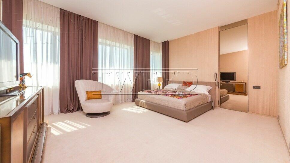 2-этажный коттедж 438 м² с отделкой