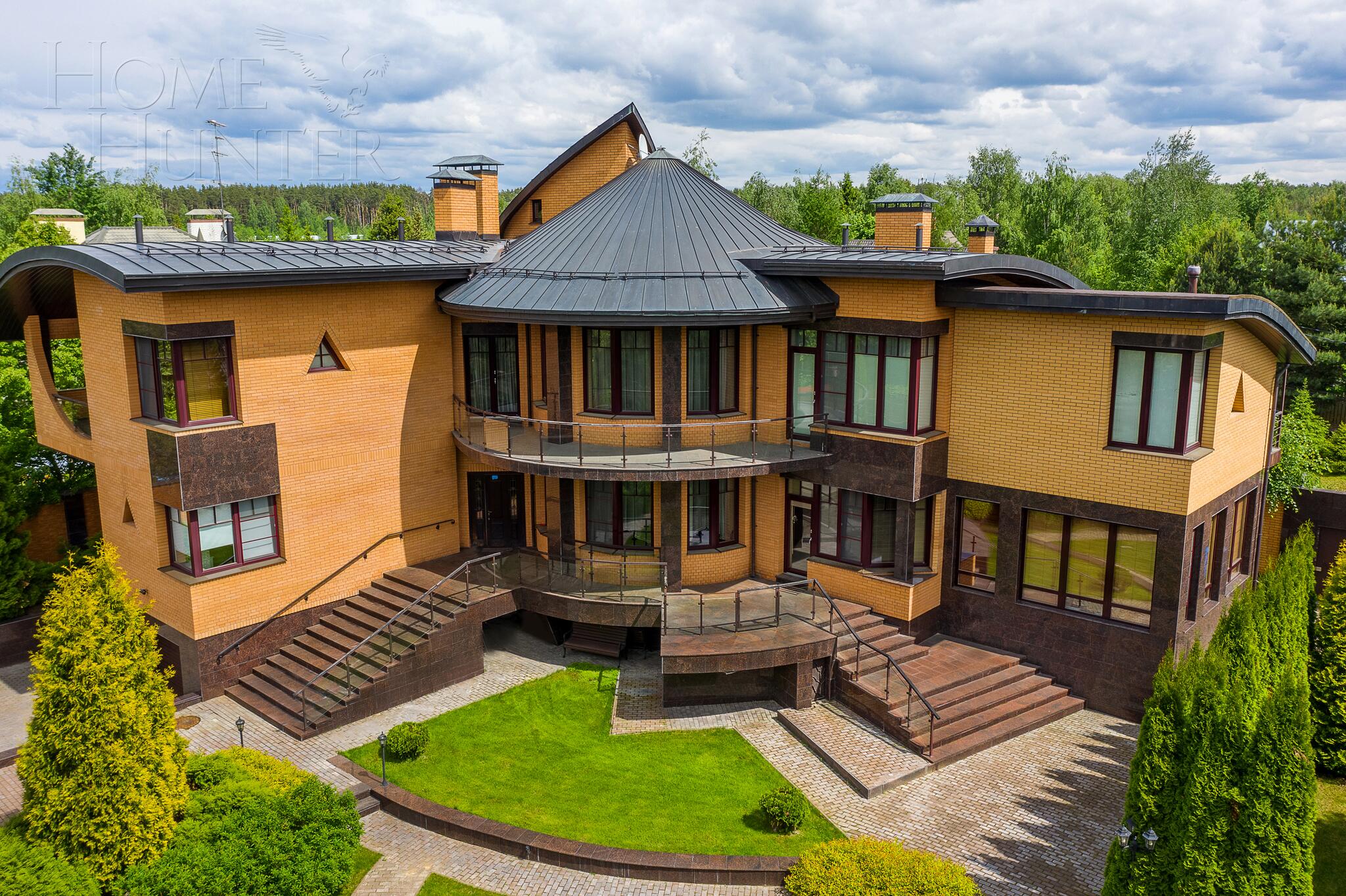 2-этажный коттедж 624 м² с отделкой