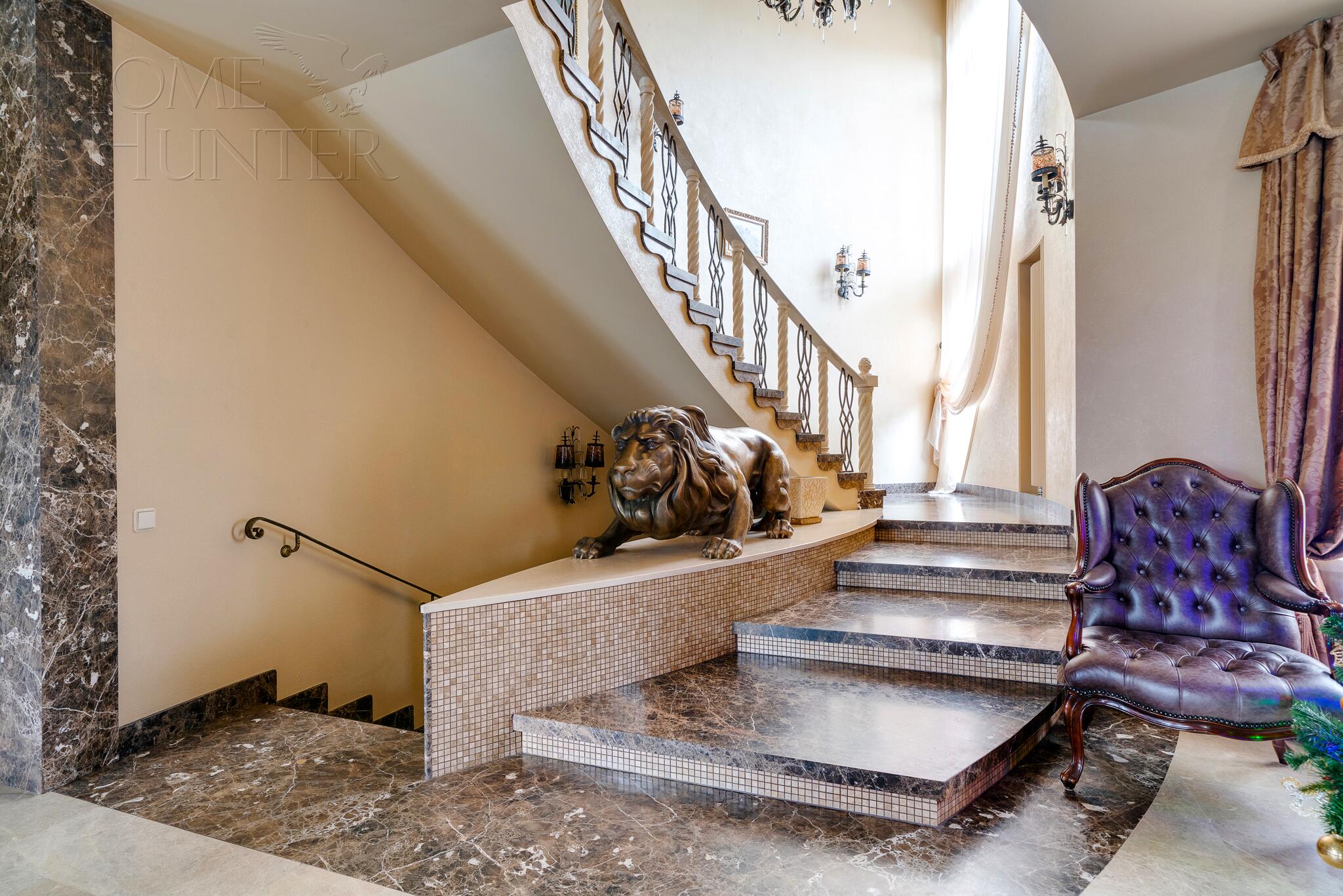 2-этажный коттедж 624 м² с отделкой