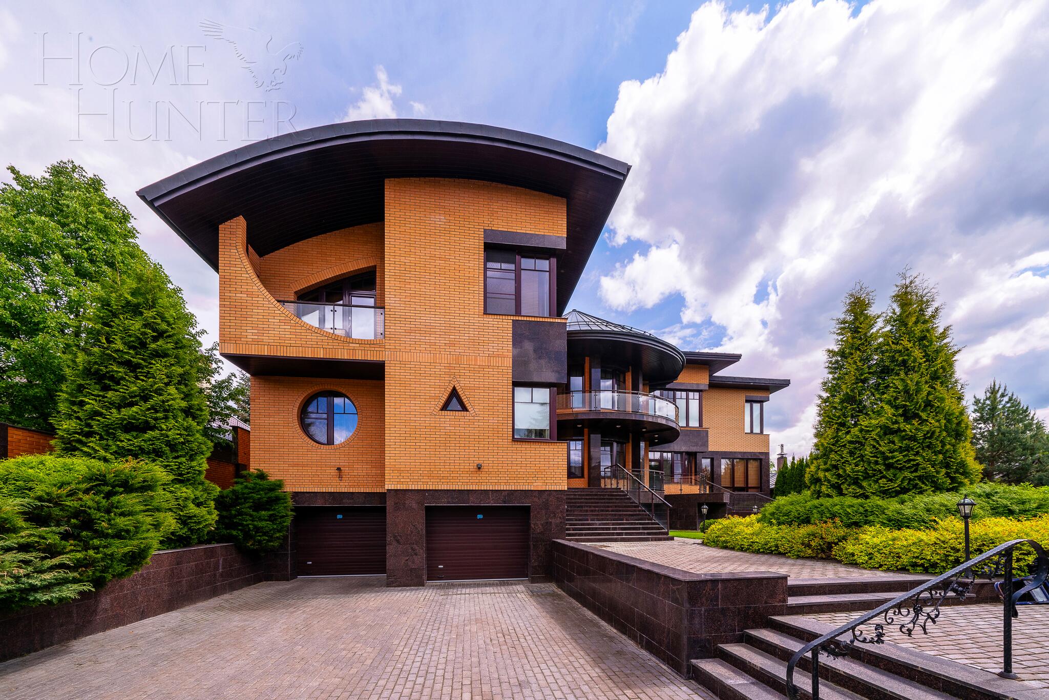 2-этажный коттедж 624 м² с отделкой