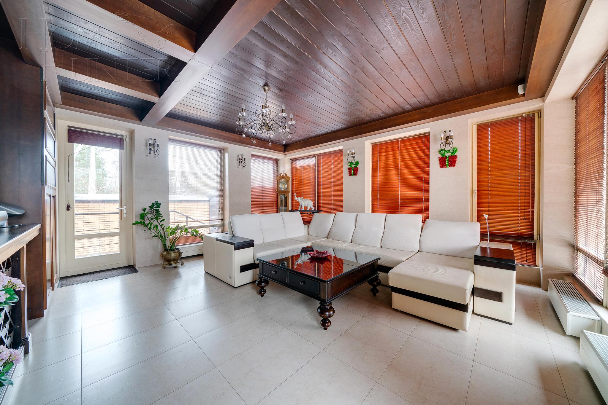 2-этажный коттедж 624 м² с отделкой