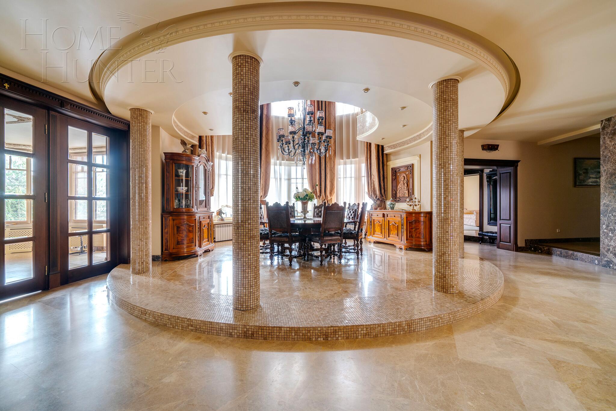 2-этажный коттедж 624 м² с отделкой