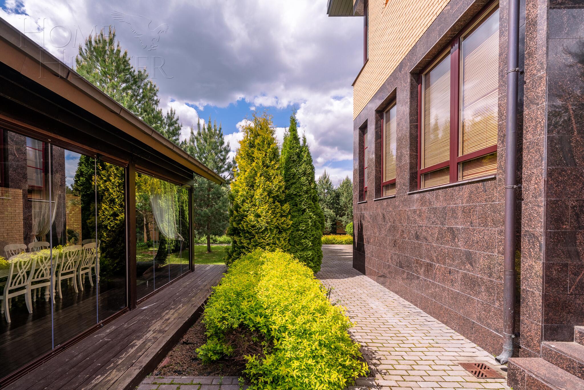 2-этажный коттедж 624 м² с отделкой