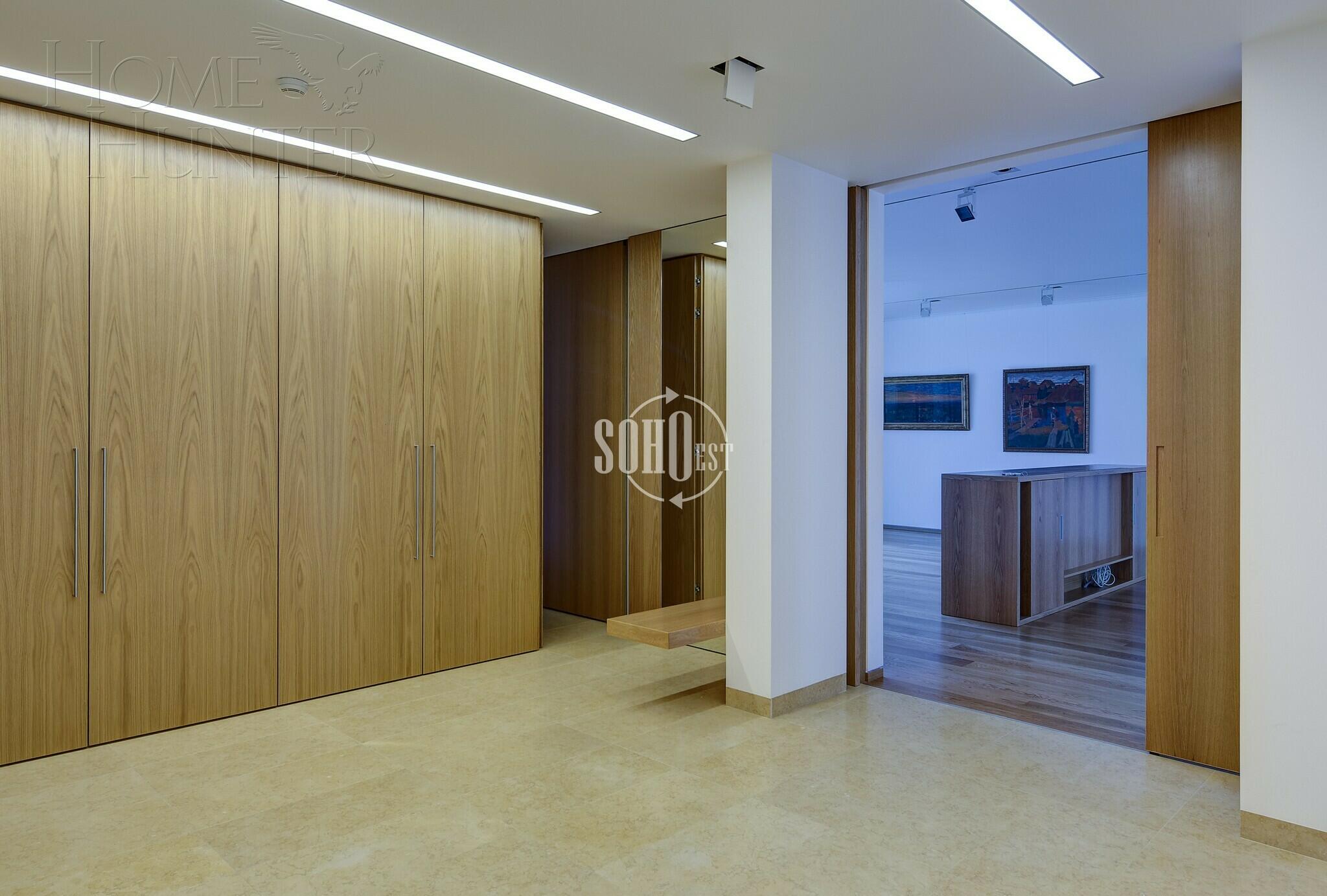 4-КОМН. КВАРТИРА С ОТДЕЛКОЙ 275.3 М² НА 3 ЭТАЖЕ