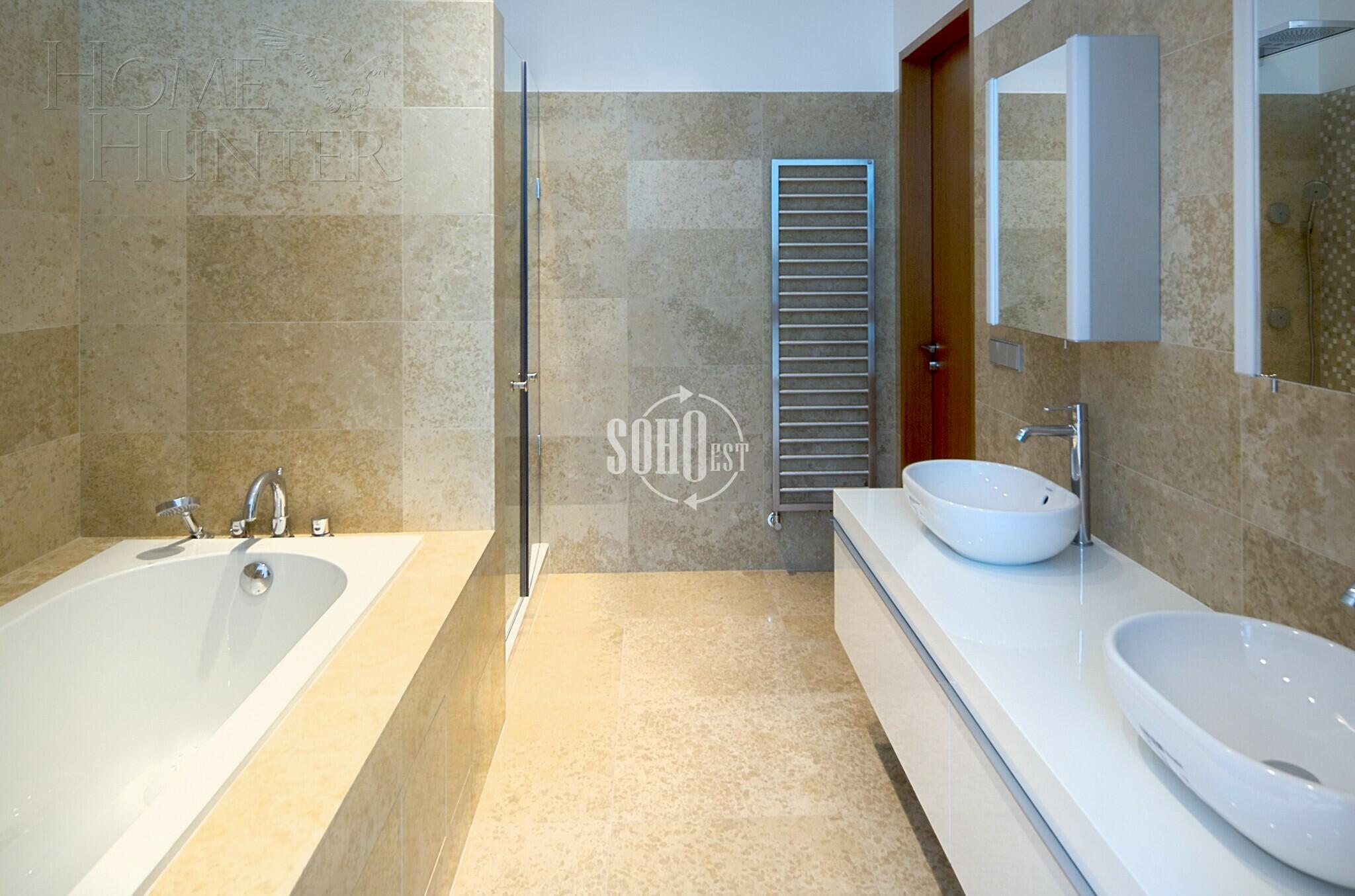 4-КОМН. КВАРТИРА С ОТДЕЛКОЙ 275.3 М² НА 3 ЭТАЖЕ