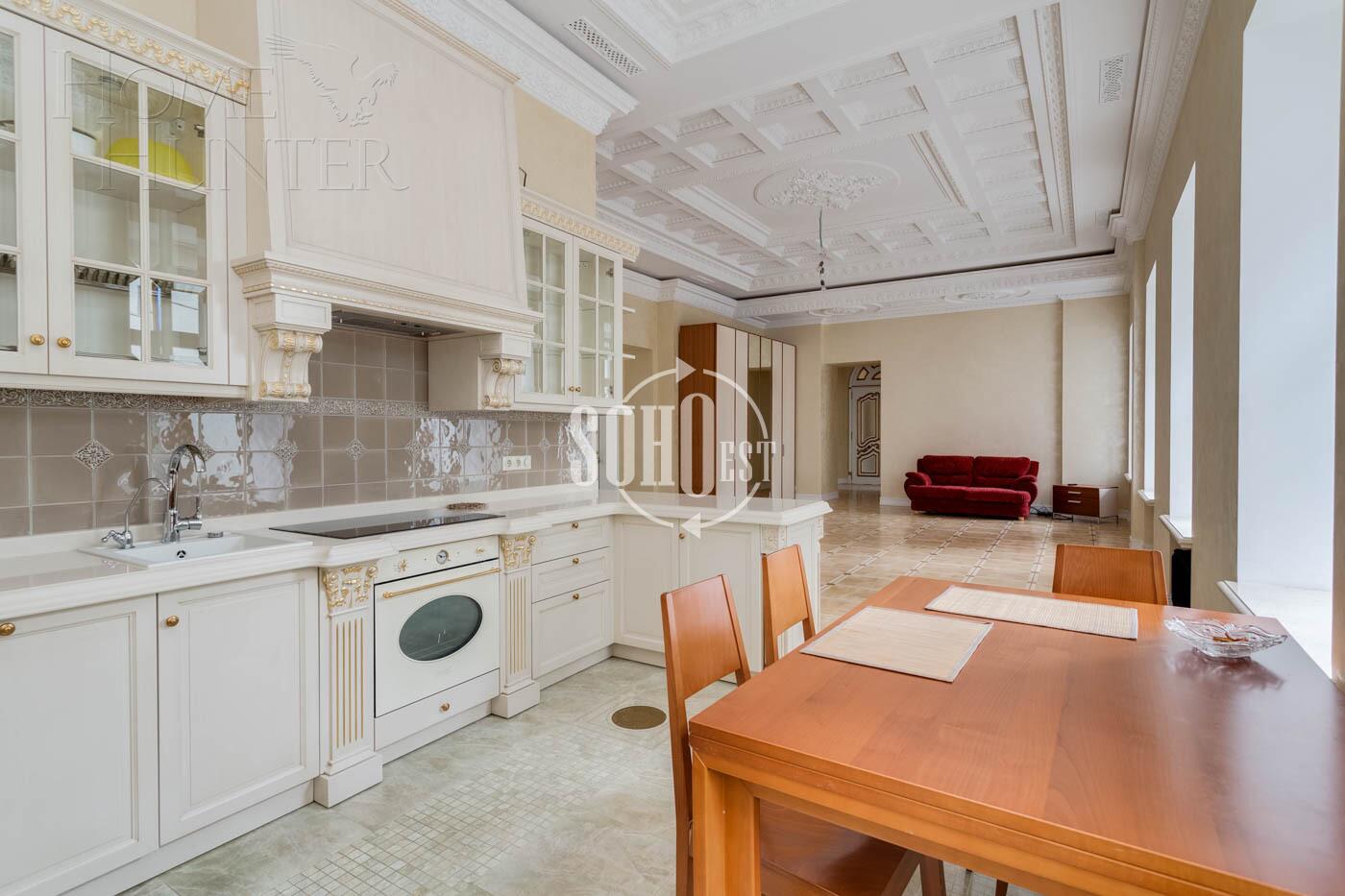 3-КОМН. КВАРТИРА БЕЗ ОТДЕЛКИ 160 М² НА 2 ЭТАЖЕ